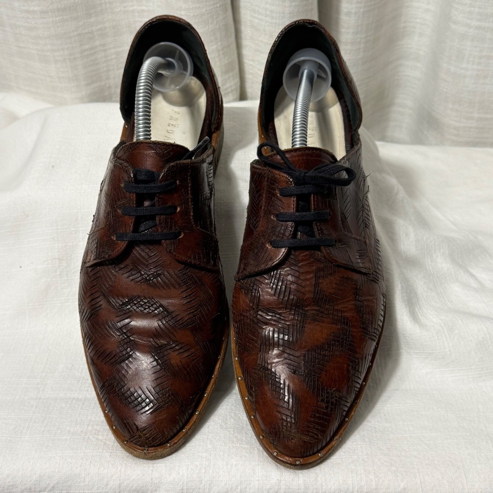 Freda Salvador Brown Leather Oxford Shoes Textured Pointed Toe Womens Size 8 - Picture 2 of 16